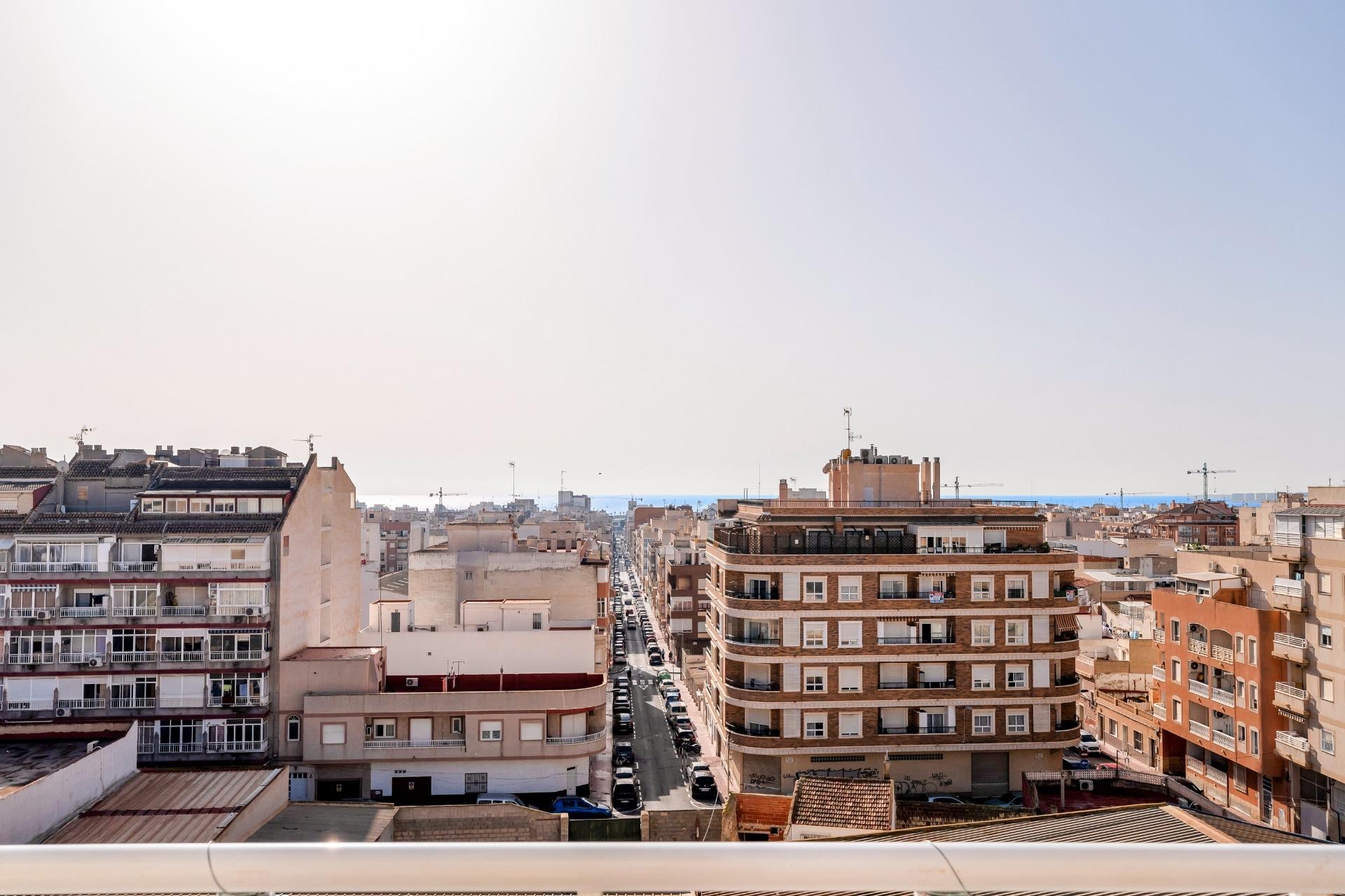 Återförsäljning - Takvåning -
Torrevieja - Centro