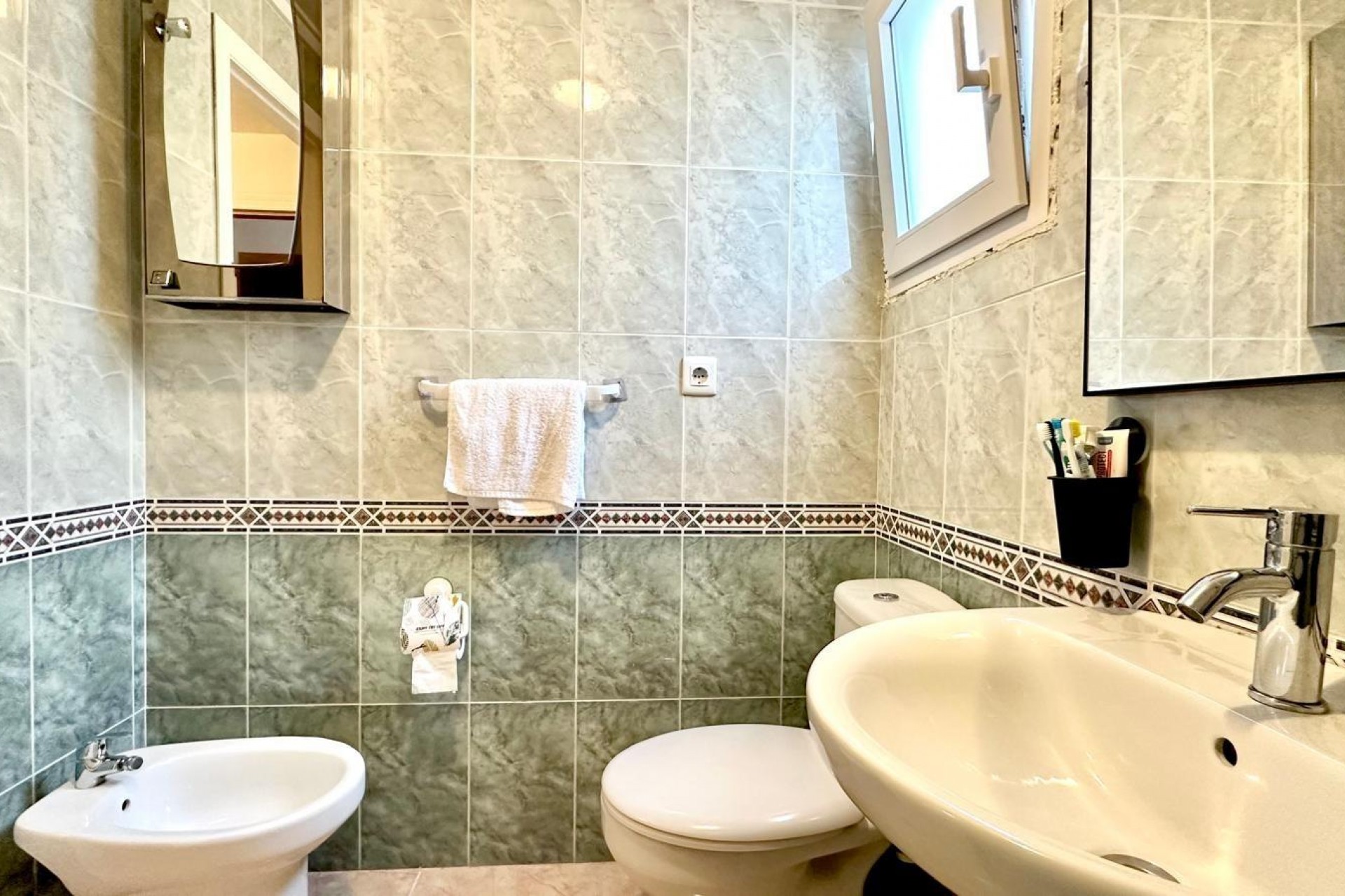 Återförsäljning - Takvåning -
Torrevieja - Centro