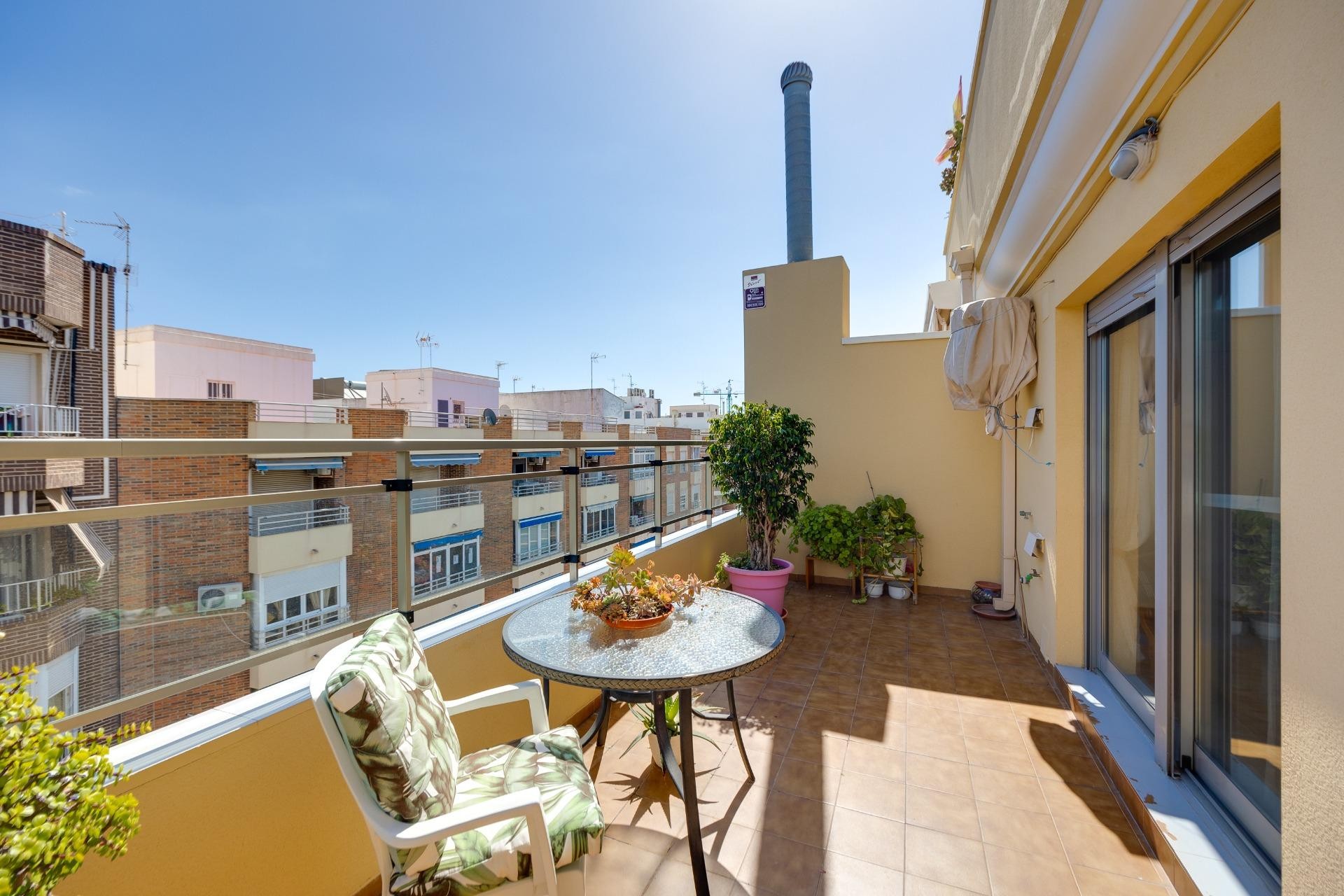 Återförsäljning - Takvåning -
Torrevieja - Centro