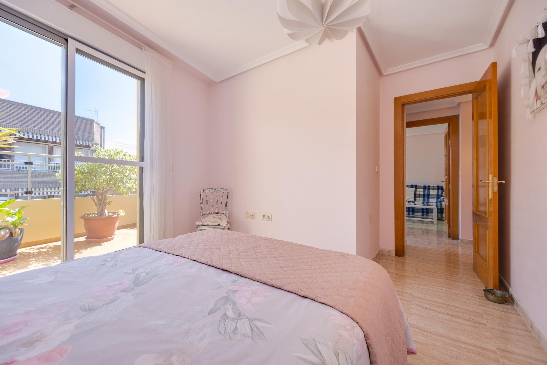 Återförsäljning - Takvåning -
Torrevieja - Centro