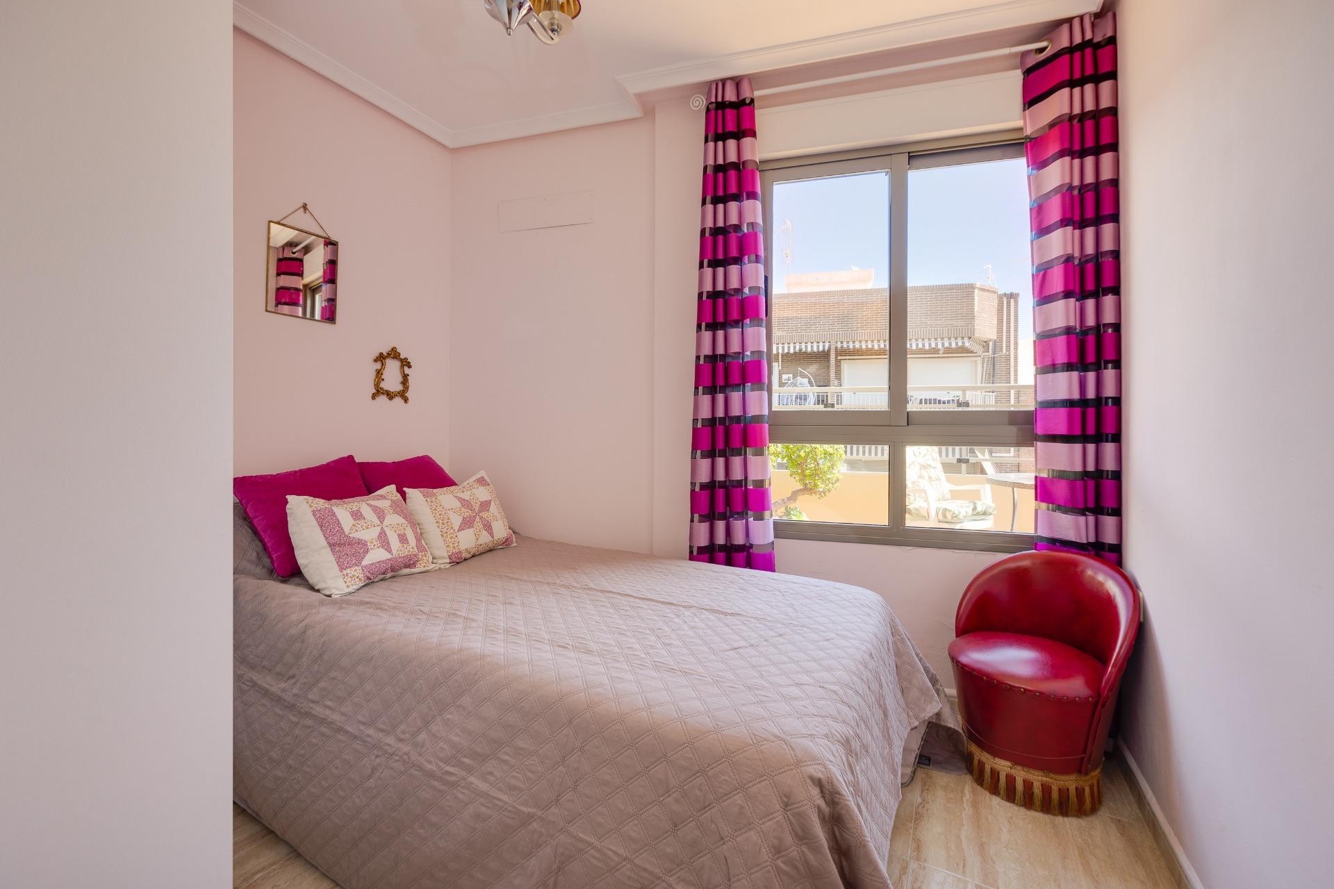 Återförsäljning - Takvåning -
Torrevieja - Centro
