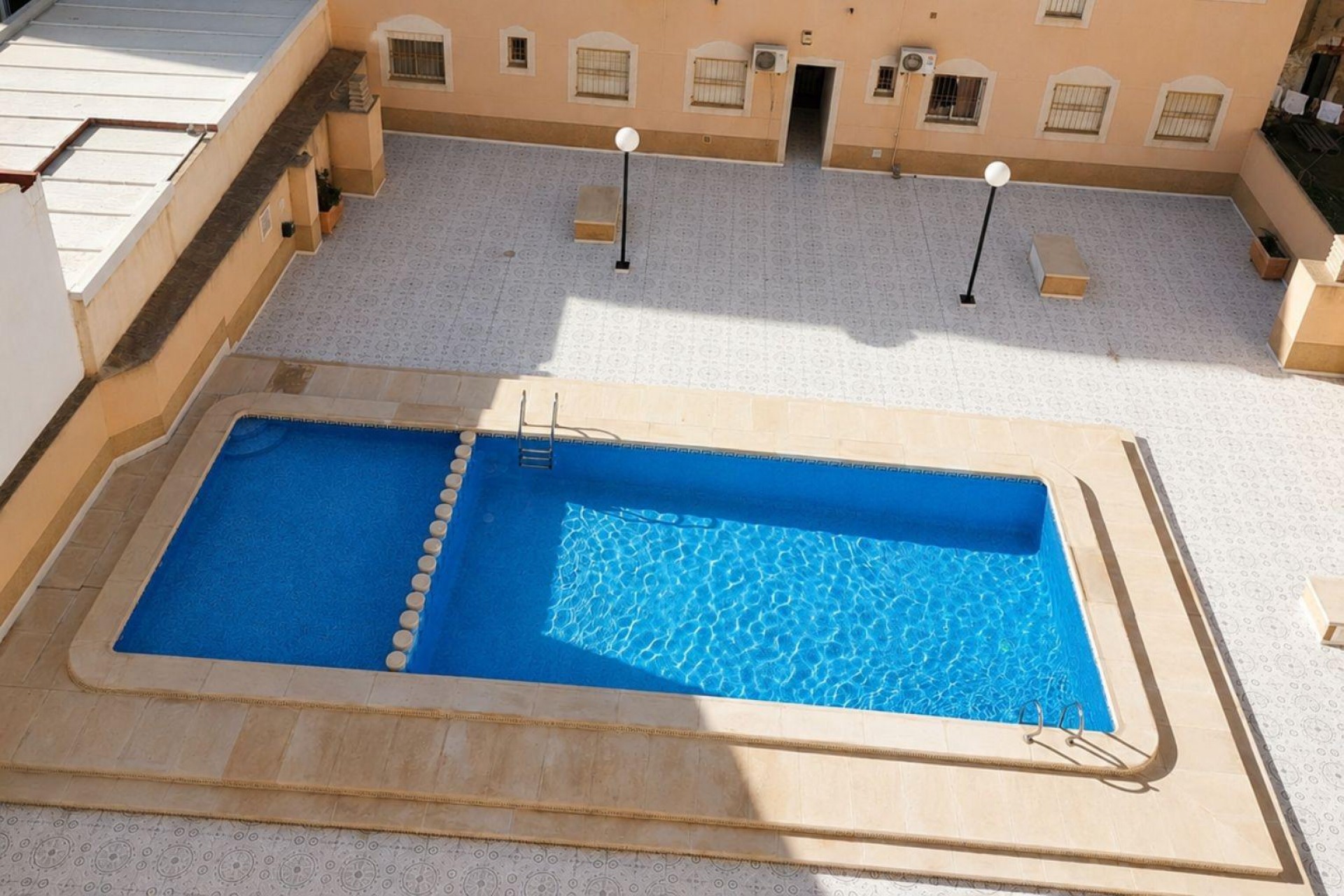 Återförsäljning - Takvåning -
Torrevieja - Centro