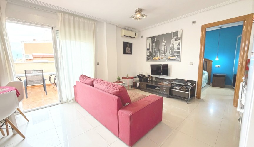 Återförsäljning - Takvåning -
Torrevieja - Centro