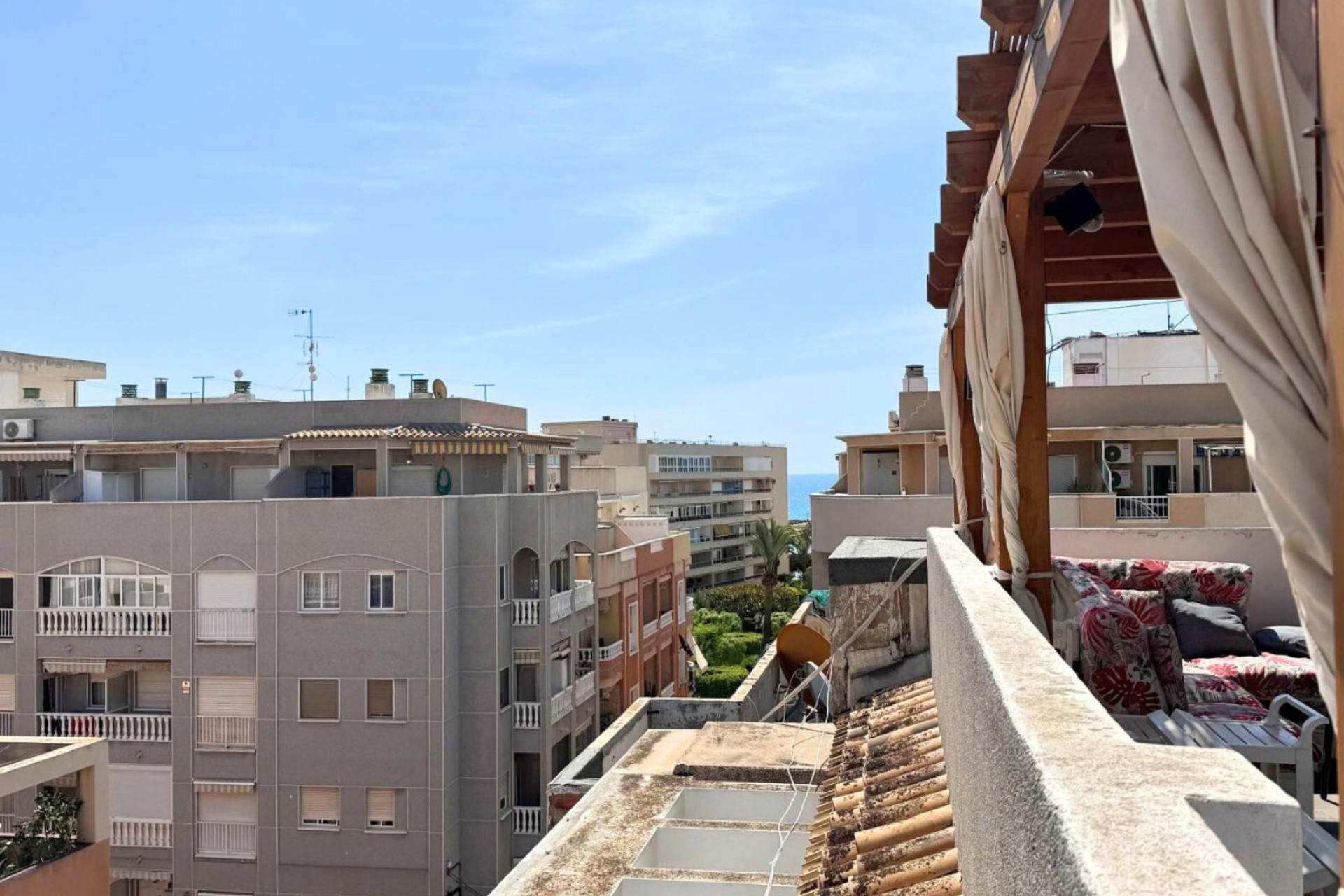 Återförsäljning - Takvåning -
Torrevieja - Costa Blanca