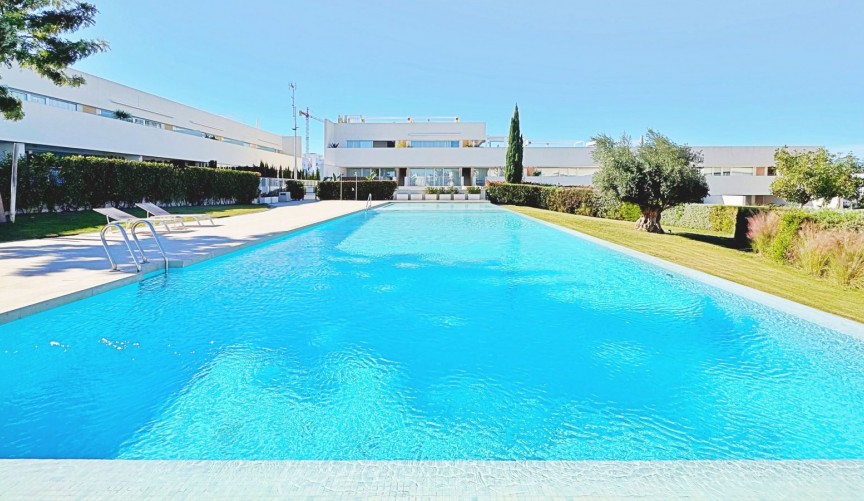 Återförsäljning - Takvåning -
Torrevieja - Costa Blanca