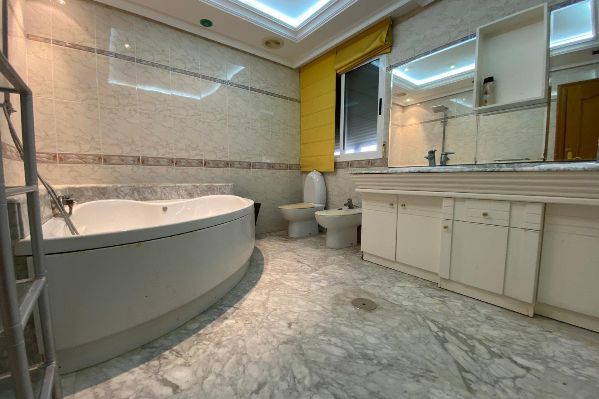 Återförsäljning - Takvåning -
Torrevieja - Costa Blanca