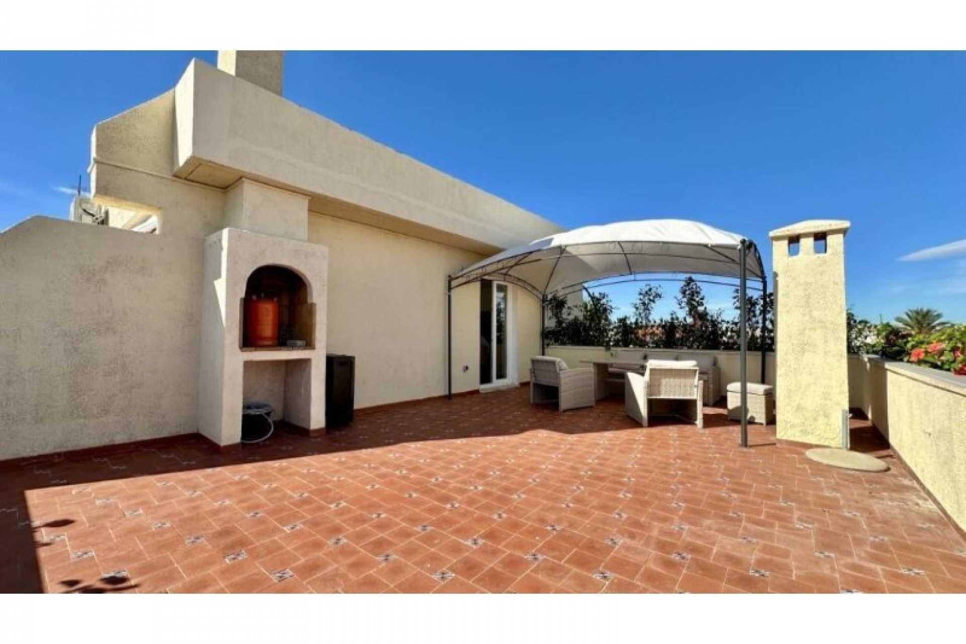 Återförsäljning - Takvåning -
Torrevieja - Costa Blanca