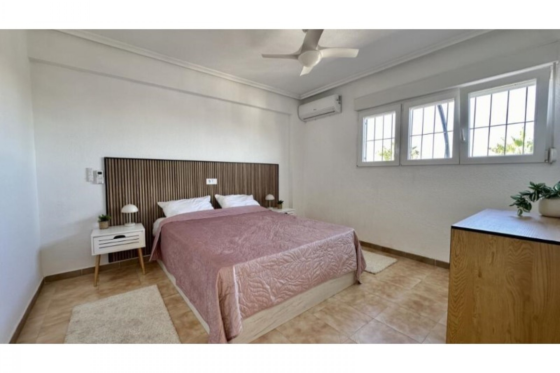 Återförsäljning - Takvåning -
Torrevieja - Costa Blanca