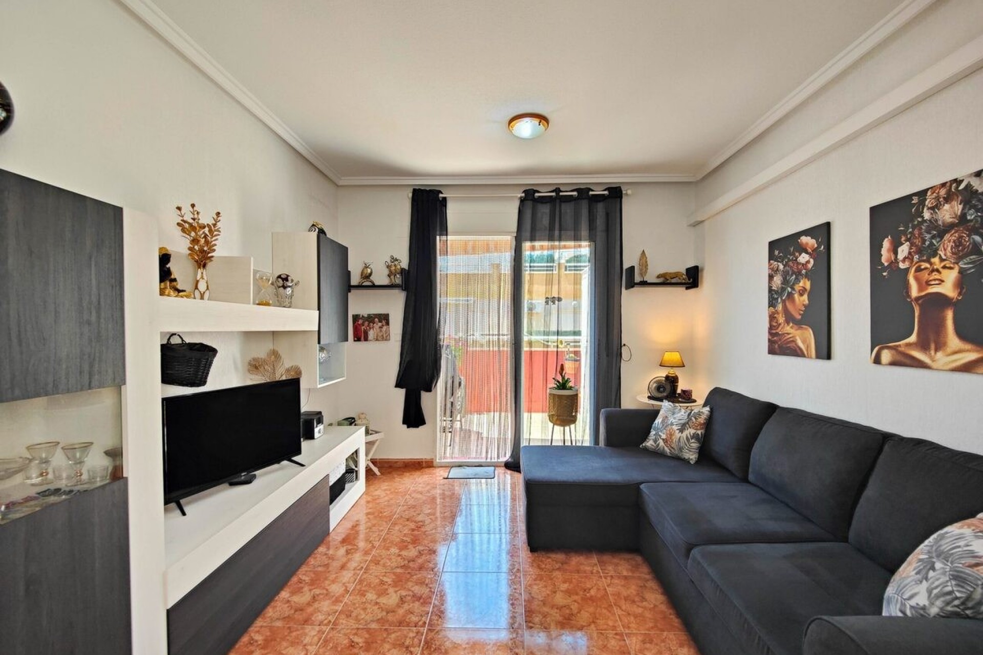 Återförsäljning - Takvåning -
Torrevieja - Costa Blanca