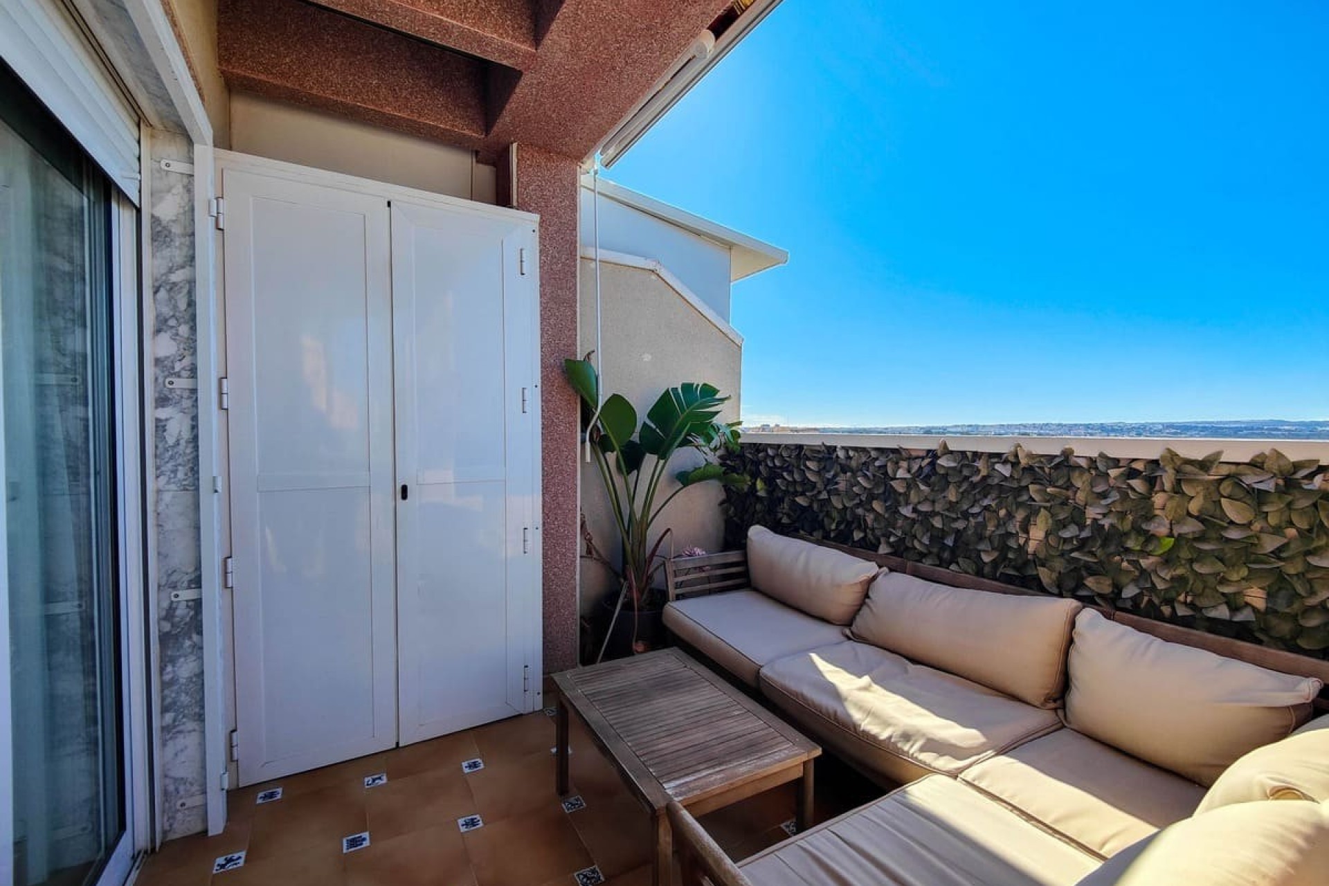 Återförsäljning - Takvåning -
Torrevieja - Costa Blanca