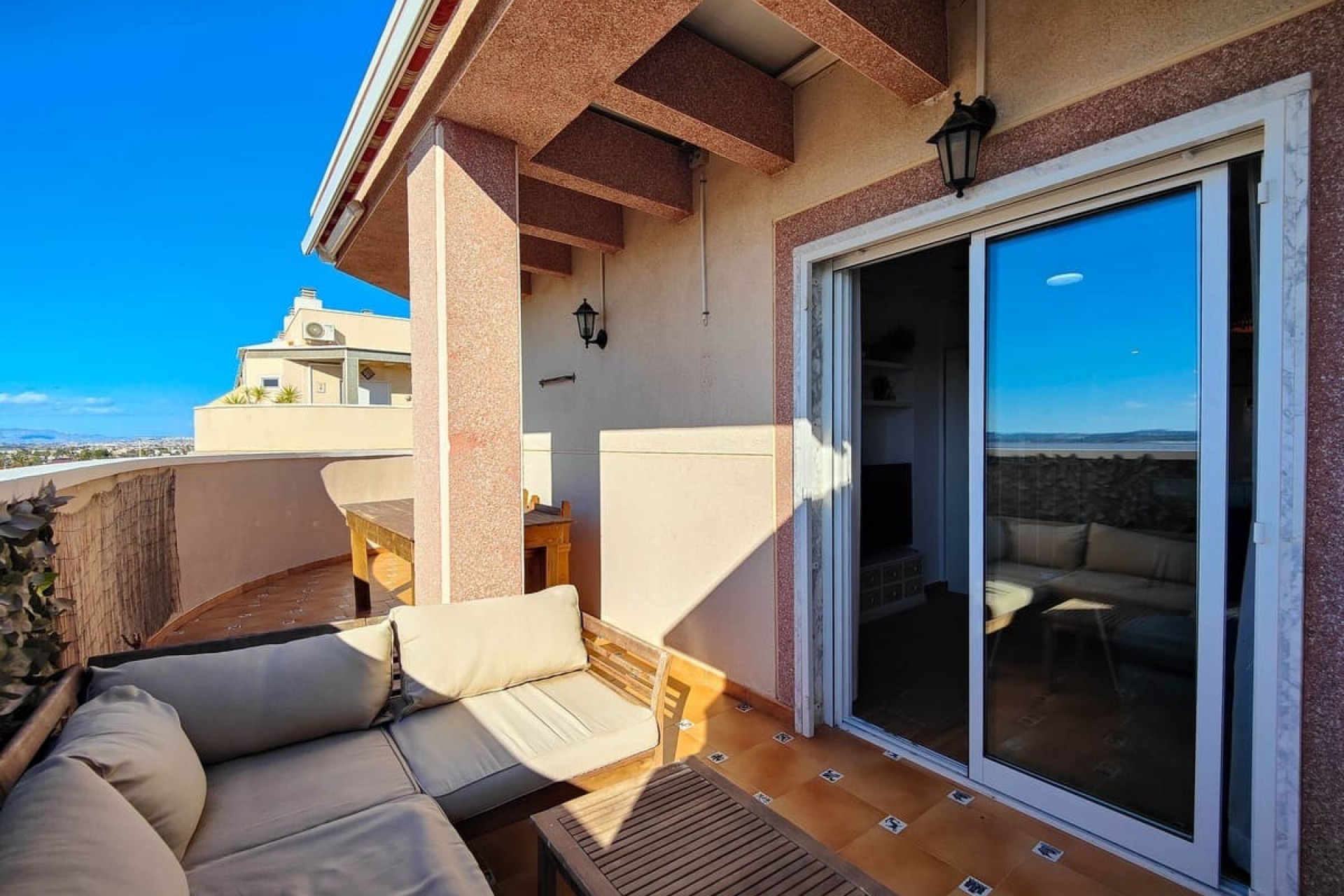 Återförsäljning - Takvåning -
Torrevieja - Costa Blanca