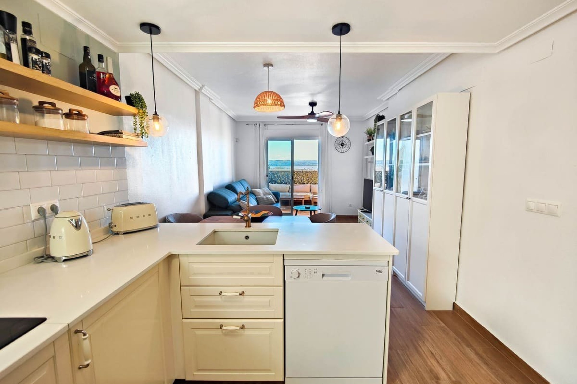 Återförsäljning - Takvåning -
Torrevieja - Costa Blanca