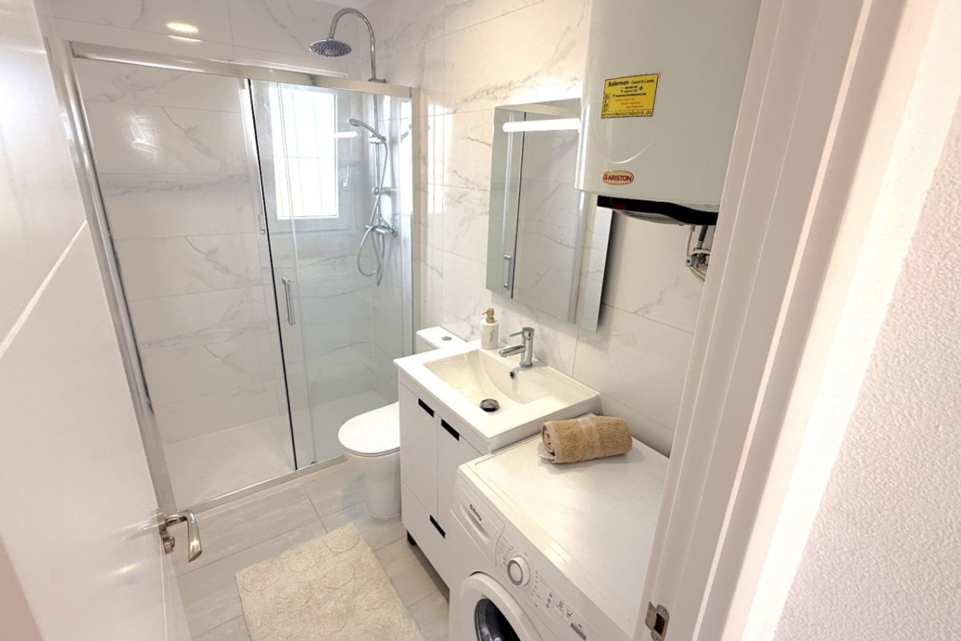 Återförsäljning - Takvåning -
Torrevieja - Costa Blanca