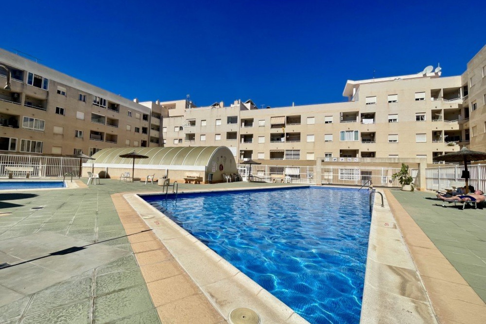Återförsäljning - Takvåning -
Torrevieja - Costa Blanca