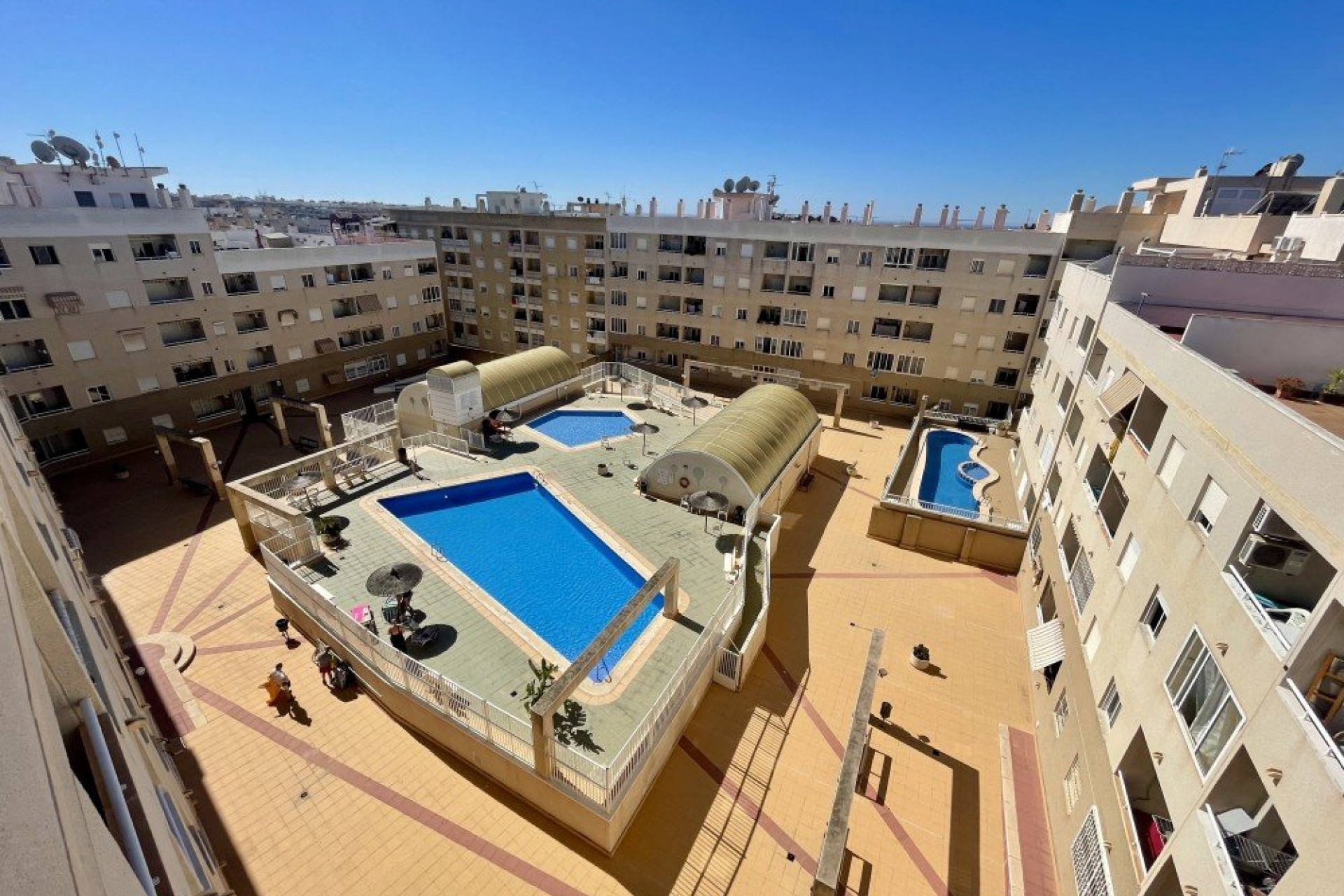 Återförsäljning - Takvåning -
Torrevieja - Costa Blanca