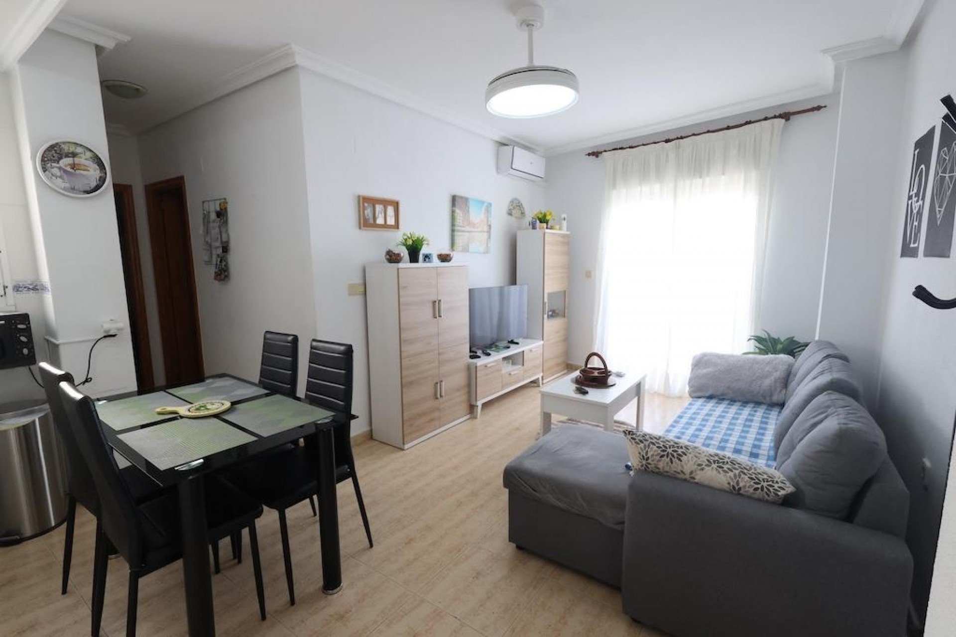Återförsäljning - Takvåning -
Torrevieja - Costa Blanca