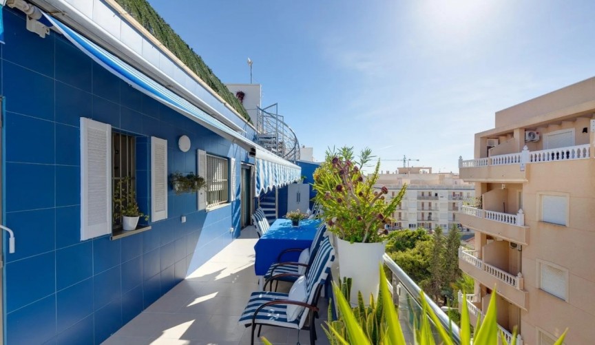 Återförsäljning - Takvåning -
Torrevieja - Costa Blanca