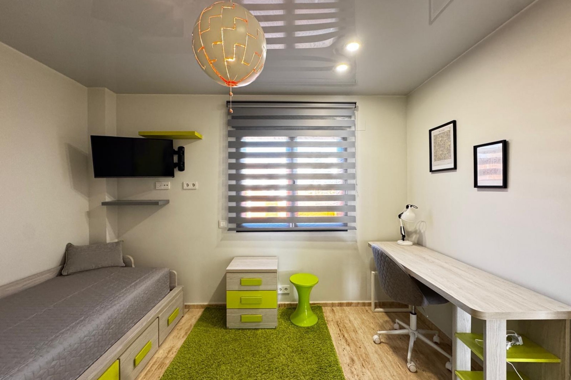 Återförsäljning - Takvåning -
Torrevieja - Estacion De Autobuses