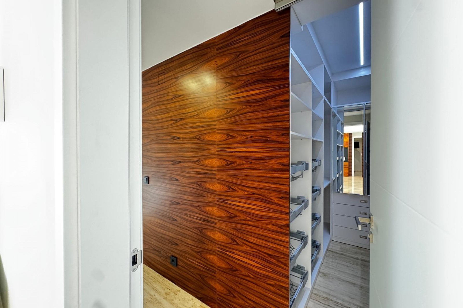 Återförsäljning - Takvåning -
Torrevieja - Estacion De Autobuses