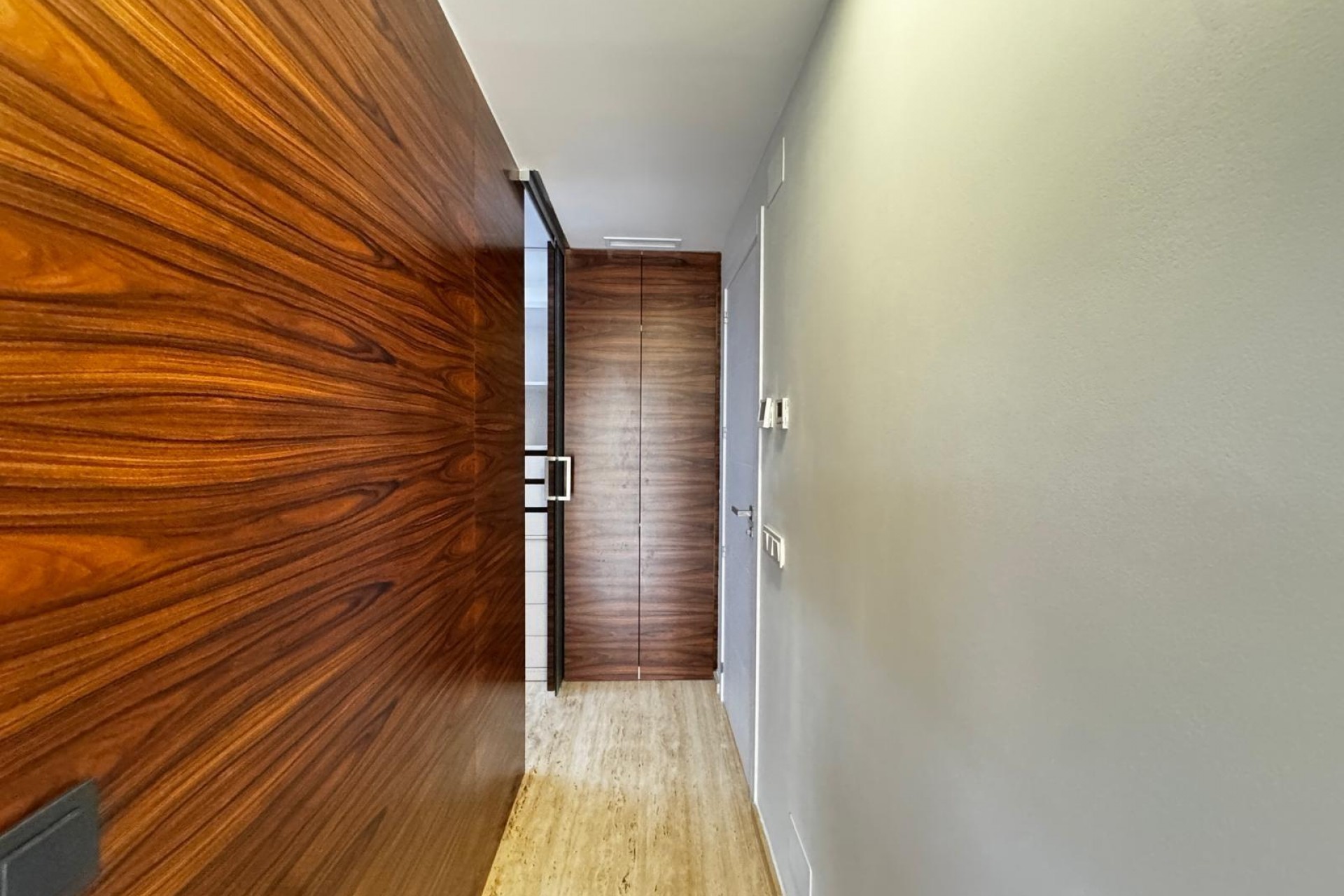 Återförsäljning - Takvåning -
Torrevieja - Estacion De Autobuses