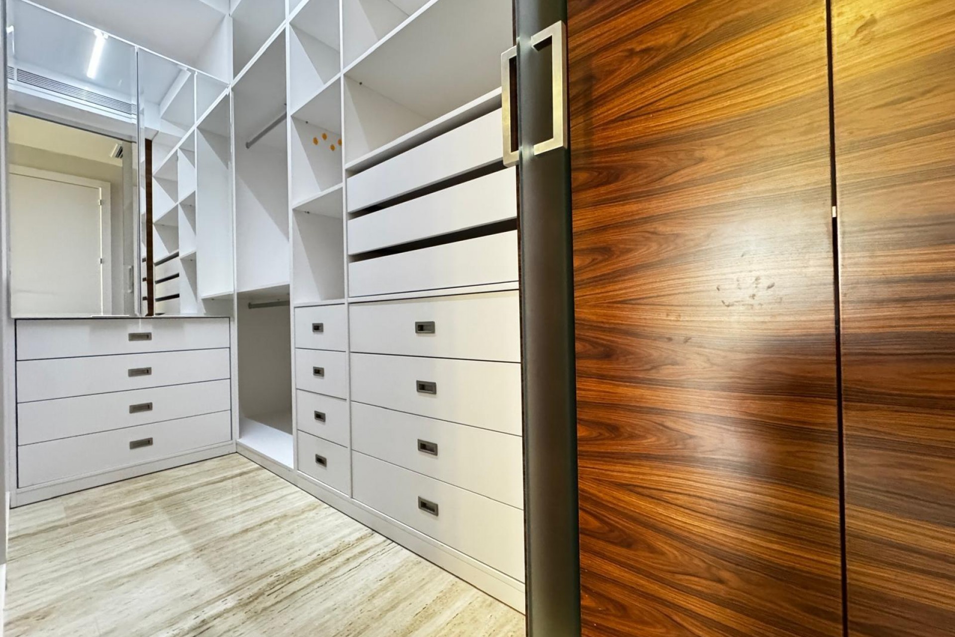 Återförsäljning - Takvåning -
Torrevieja - Estacion De Autobuses