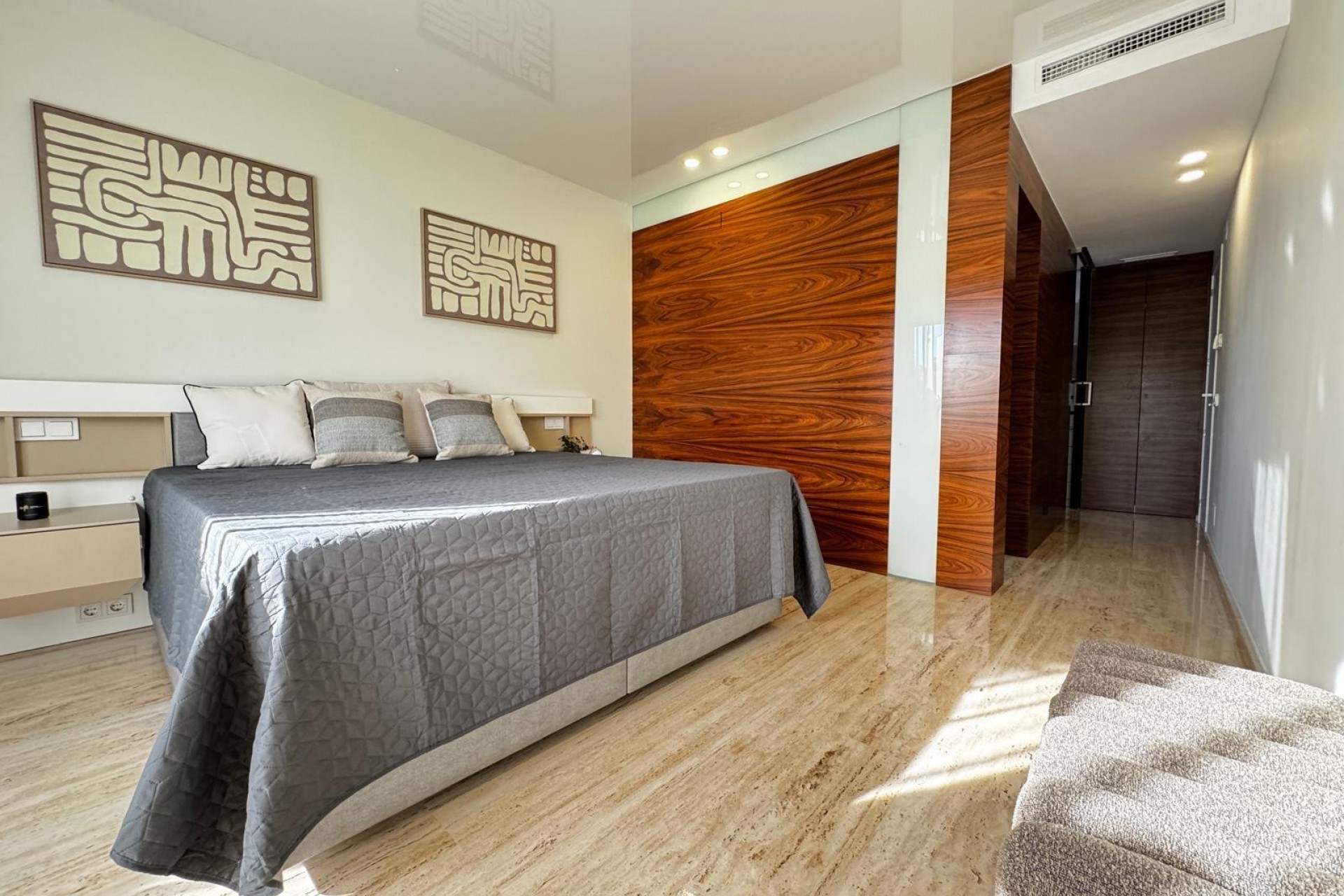 Återförsäljning - Takvåning -
Torrevieja - Estacion De Autobuses