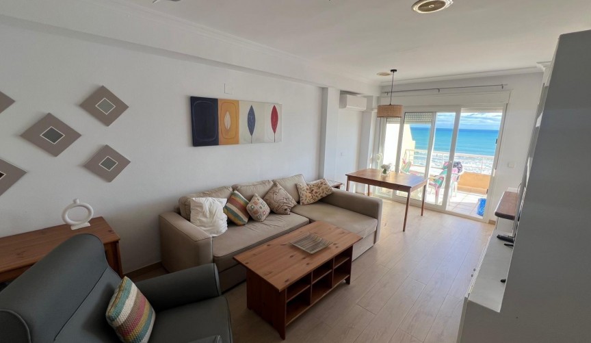 Återförsäljning - Takvåning -
Torrevieja - La Mata Pueblo