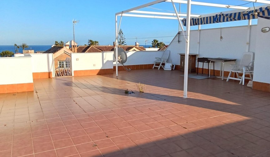 Återförsäljning - Takvåning -
Torrevieja - La Veleta