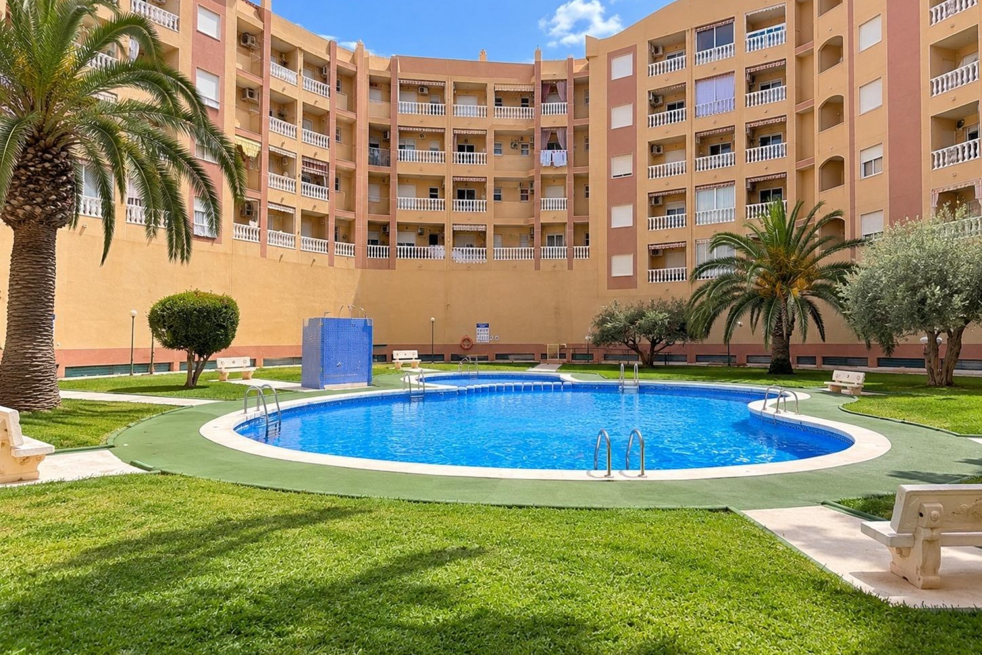 Återförsäljning - Takvåning -
Torrevieja - PARQUE DE LAS NACIONES