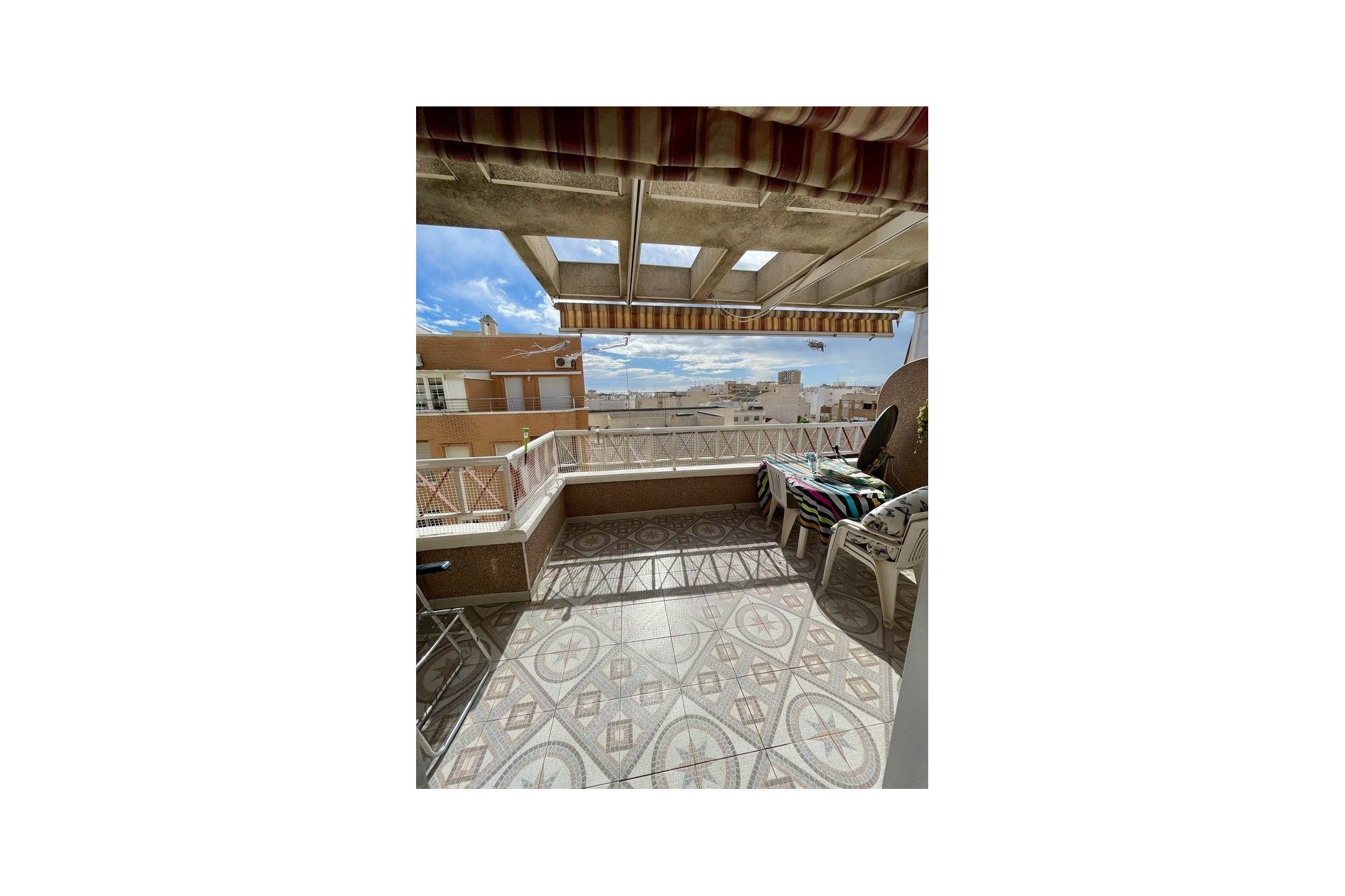 Återförsäljning - Takvåning -
Torrevieja - Playa de cura