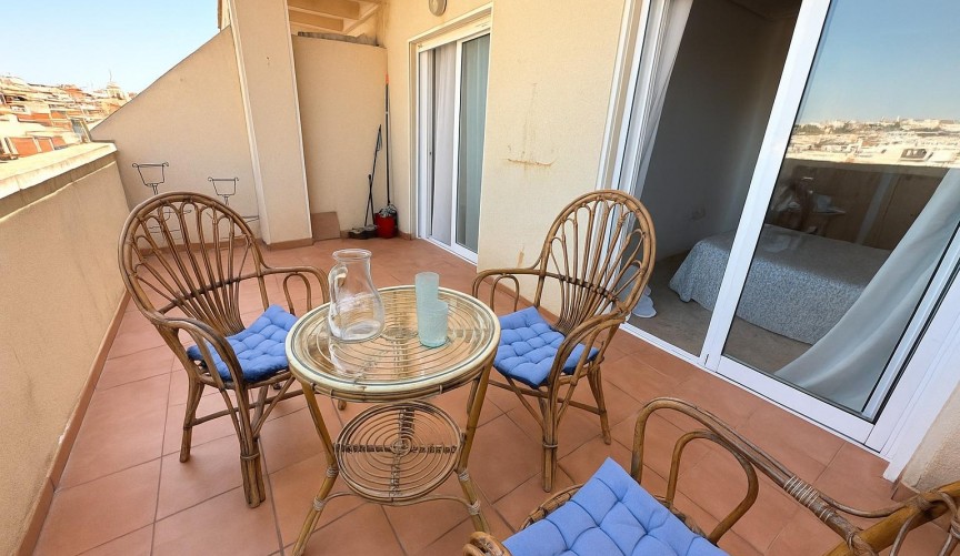 Återförsäljning - Takvåning -
Torrevieja - Playa de los Locos