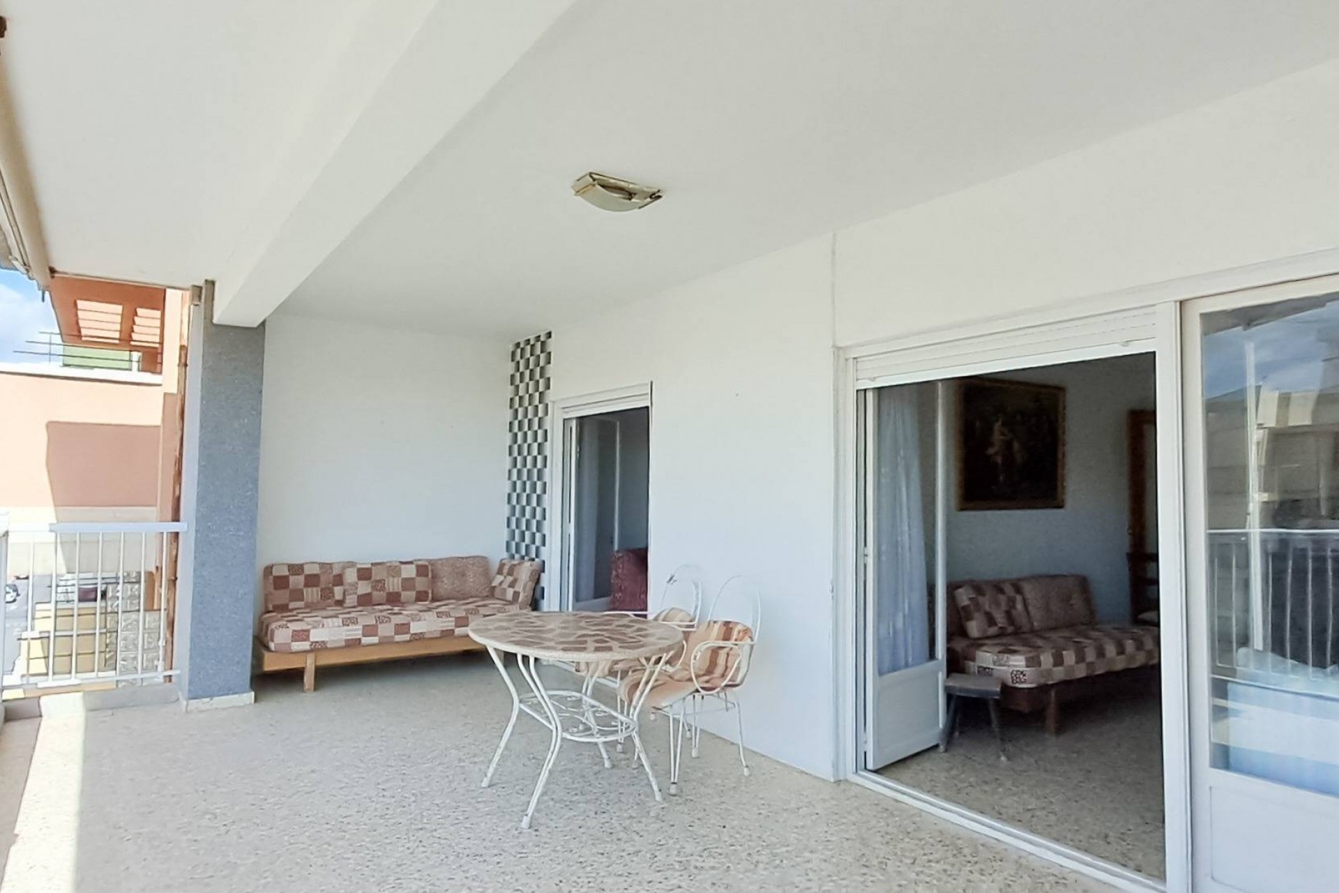 Återförsäljning - Takvåning -
Torrevieja - Playa De Los Naufragos