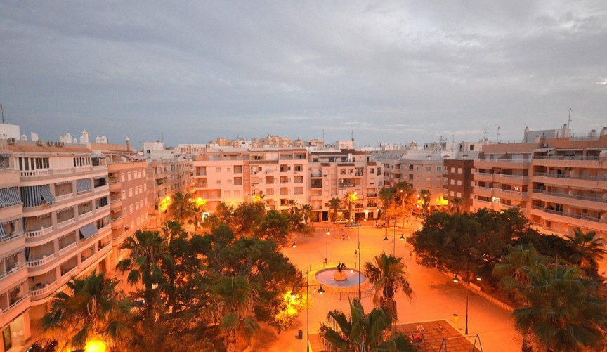 Återförsäljning - Takvåning -
Torrevieja - Playa del Cura