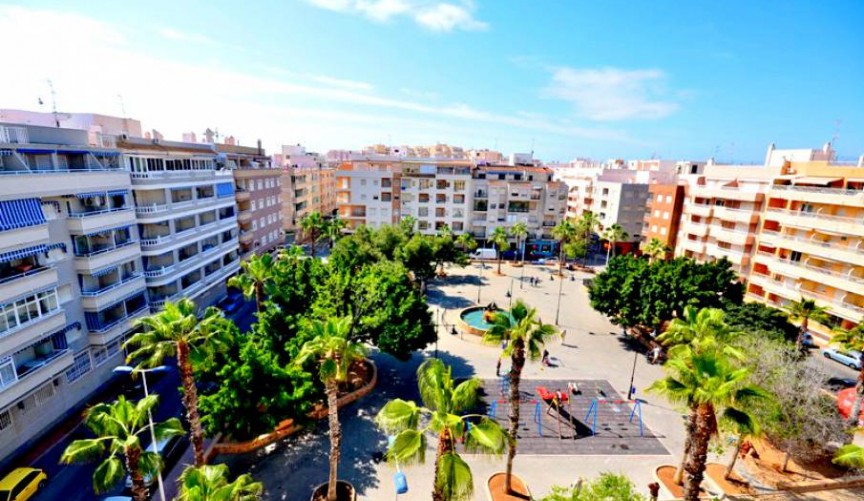 Återförsäljning - Takvåning -
Torrevieja - Playa del Cura