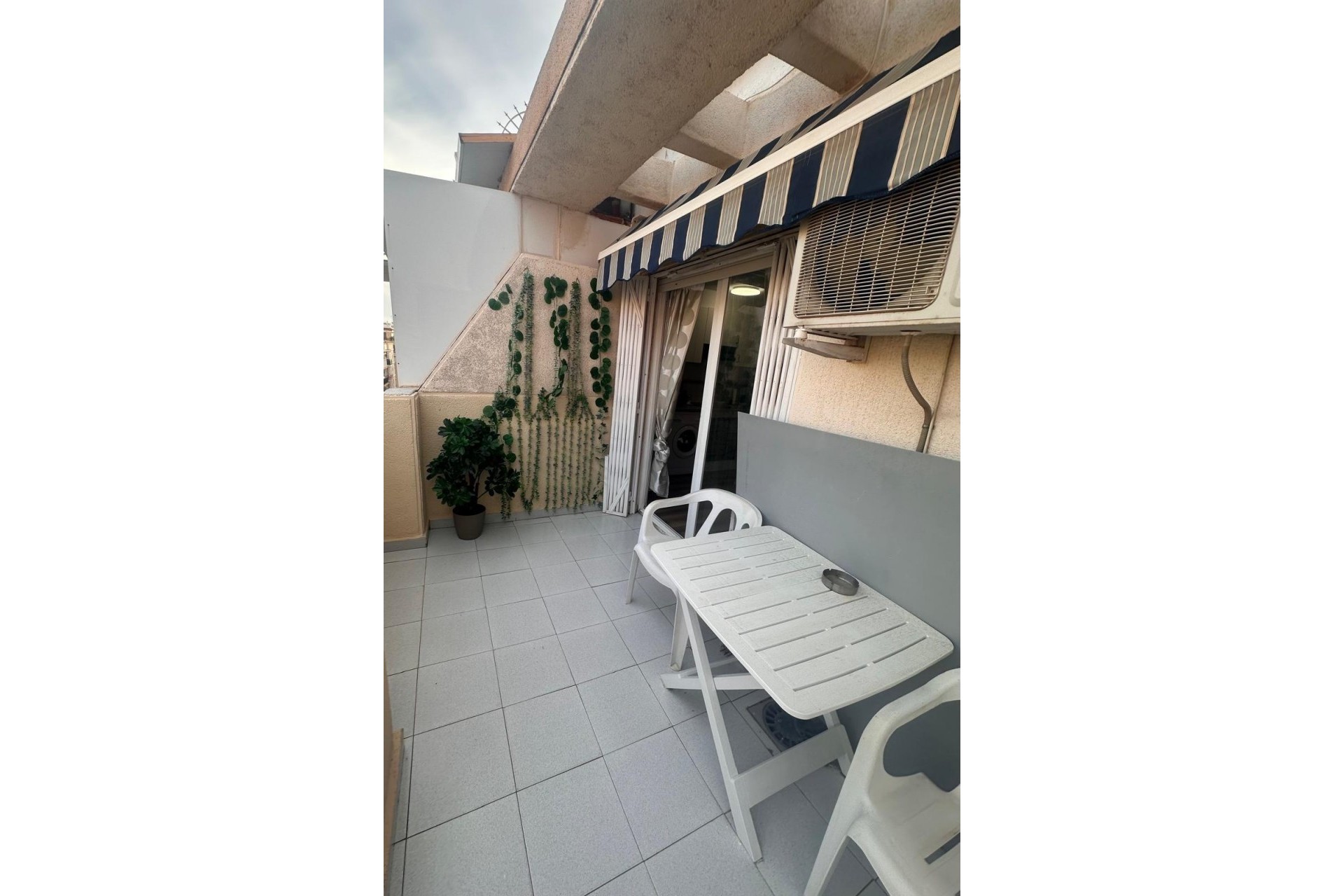 Återförsäljning - Takvåning -
Torrevieja - Playa del Cura