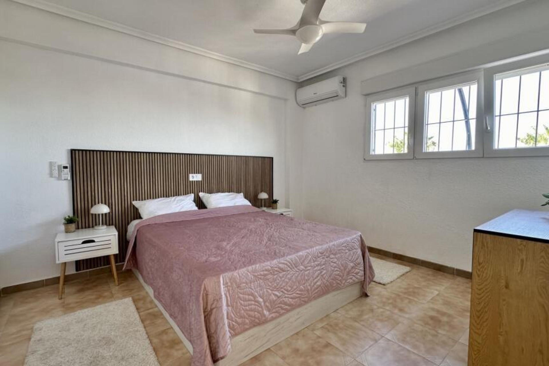 Återförsäljning - Takvåning -
Torrevieja - Punta Prima