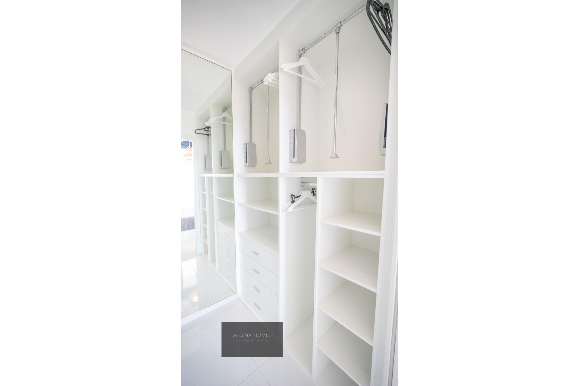 Återförsäljning - Takvåning -
Torrevieja - Punta Prima