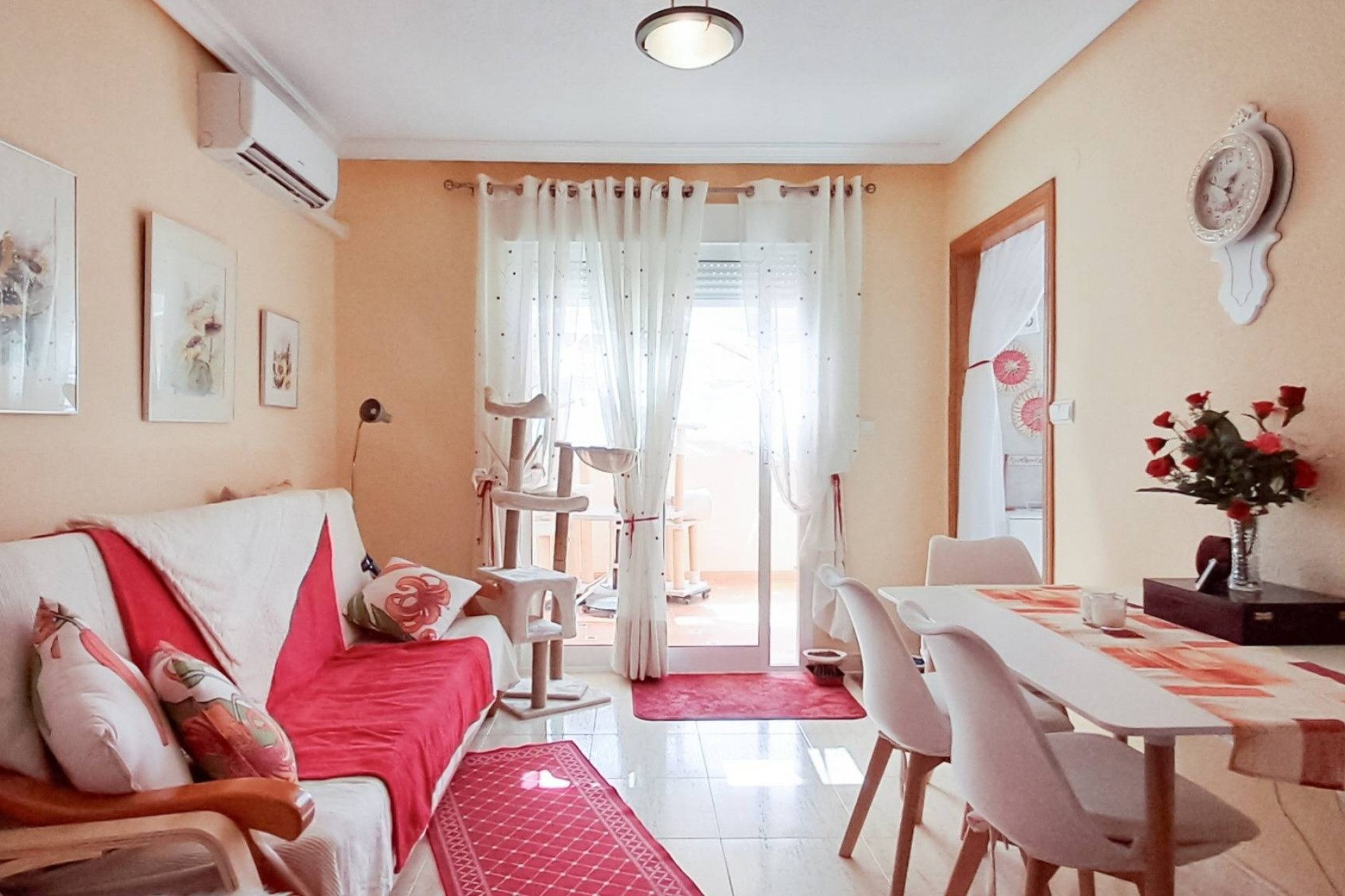 Återförsäljning - Takvåning -
Torrevieja