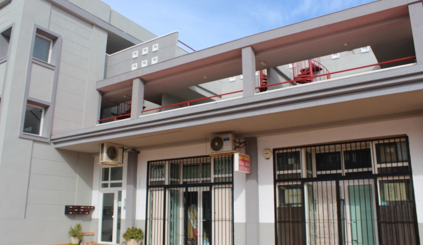 Återförsäljning - Takvåning -
Villamartin - Costa Blanca