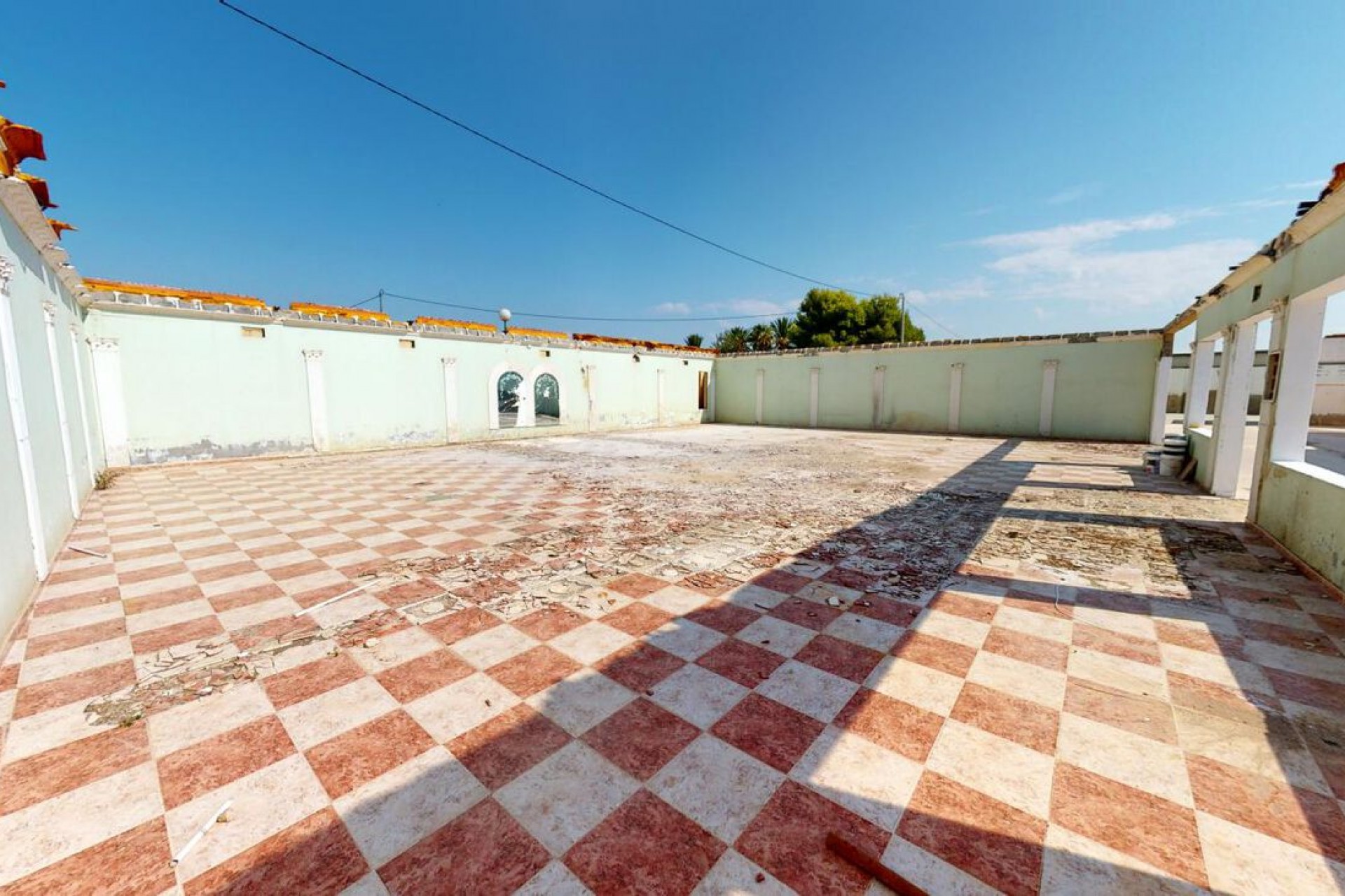 Återförsäljning - Town House -
Albatera - Inland