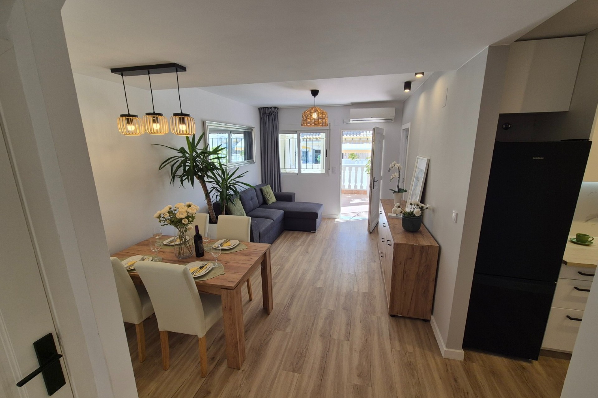 Återförsäljning - Town House -
Alicante - Costa Blanca