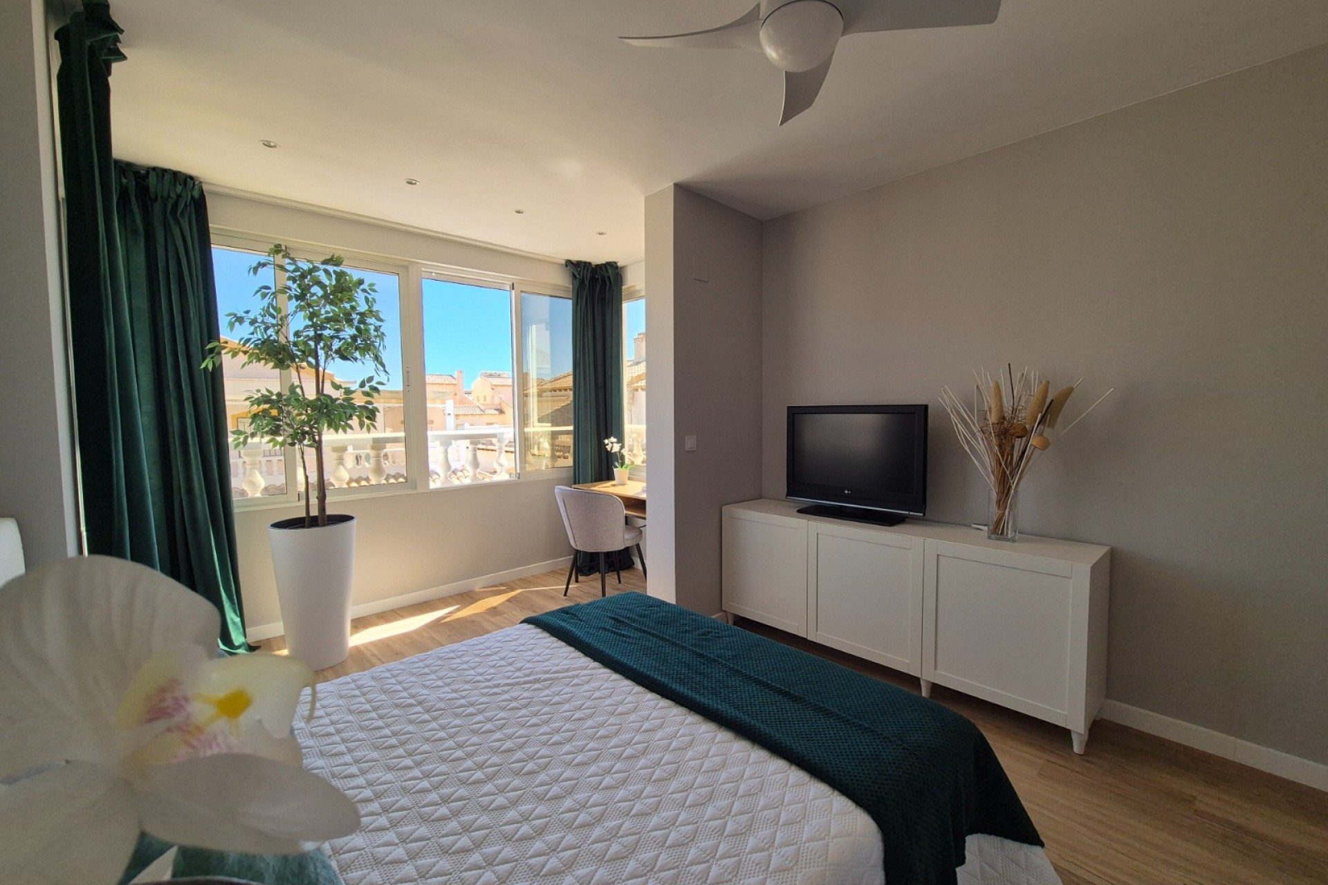 Återförsäljning - Town House -
Alicante - Costa Blanca