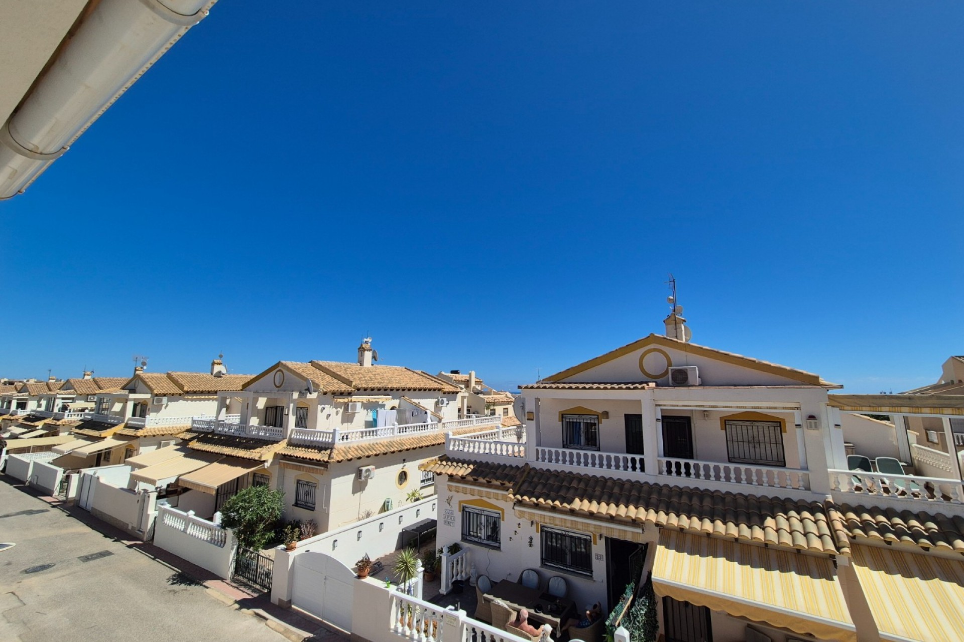 Återförsäljning - Town House -
Alicante - Costa Blanca