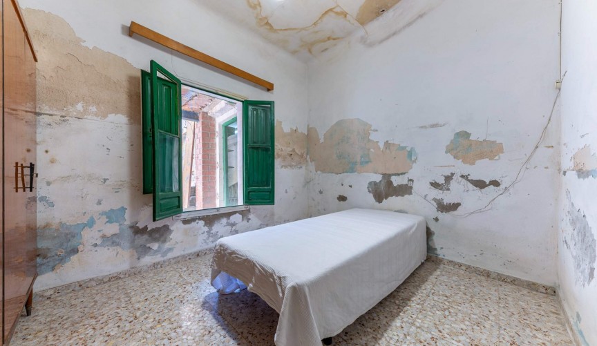 Återförsäljning - Town House -
Alicante - San Agustin