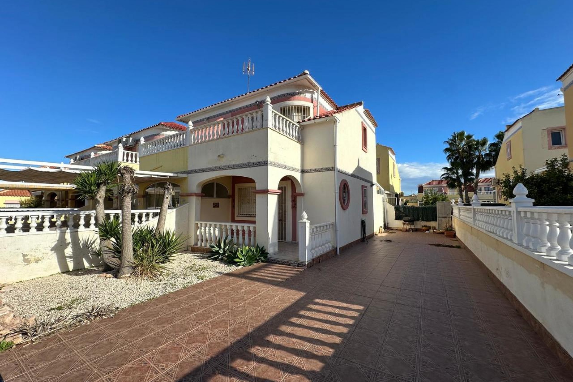 Återförsäljning - Town House -
Cabo Roig - Costa Blanca