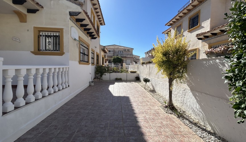 Återförsäljning - Town House -
Cabo Roig - Costa Blanca