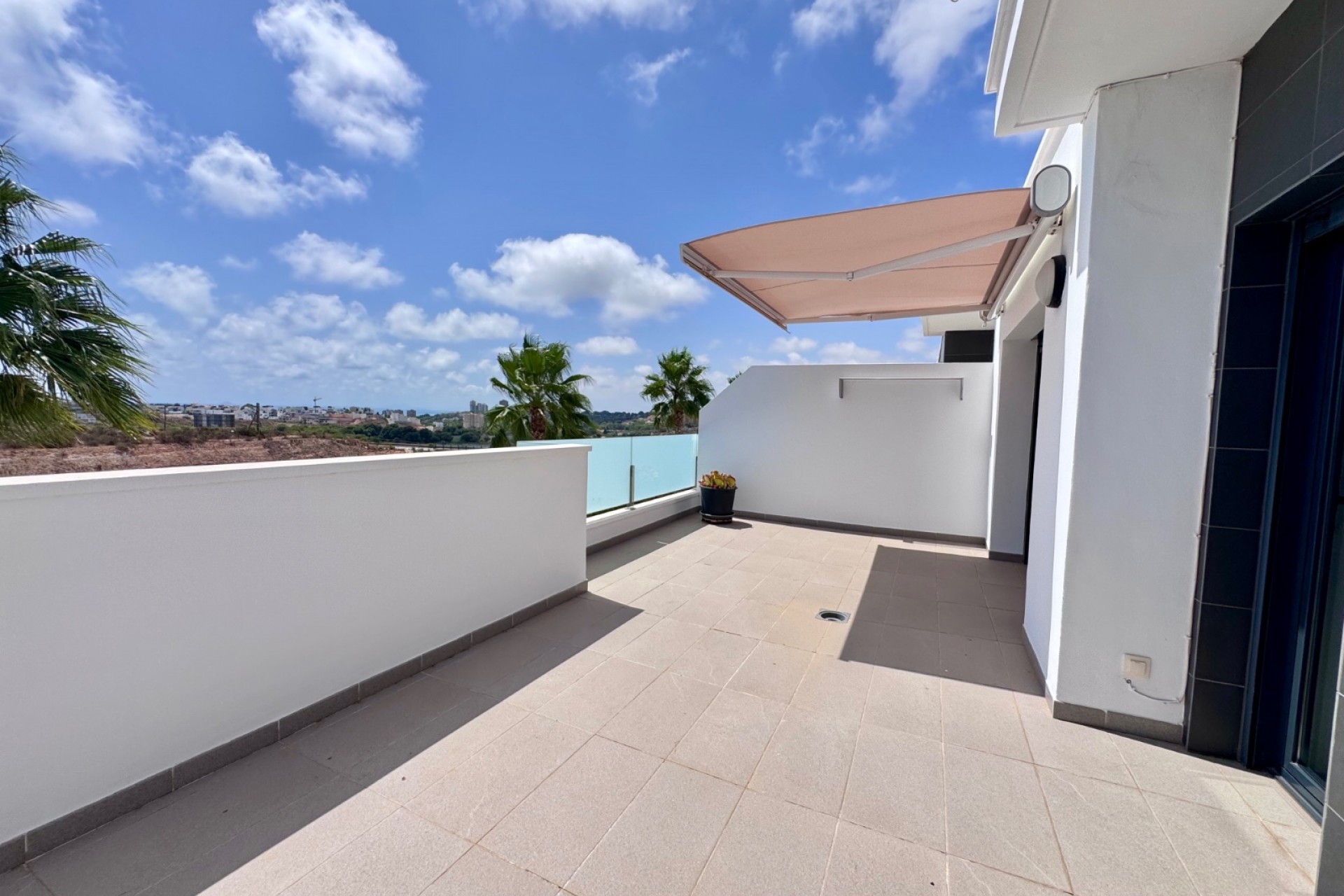 Återförsäljning - Town House -
Cabo Roig - Costa Blanca