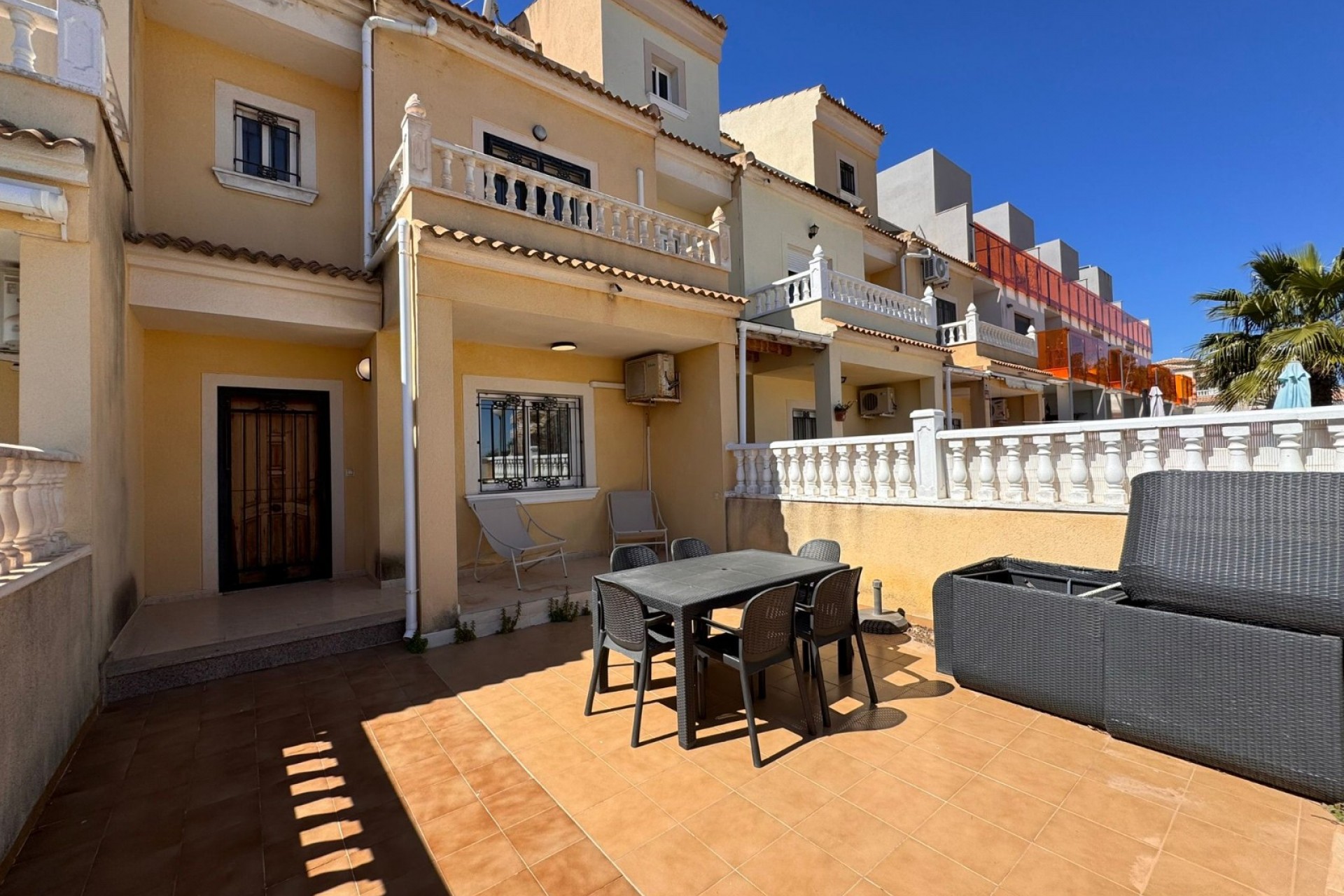 Återförsäljning - Town House -
Campoamor - Costa Blanca