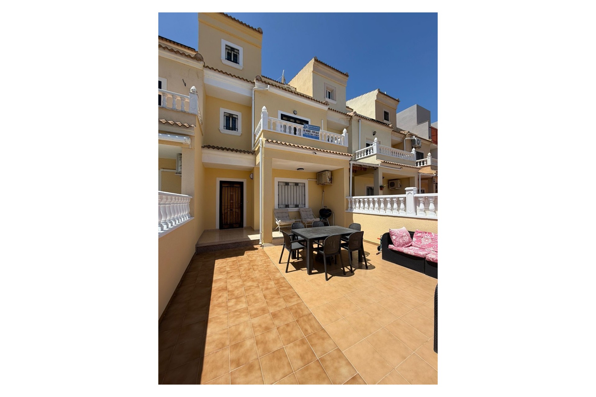 Återförsäljning - Town House -
Campoamor - Costa Blanca
