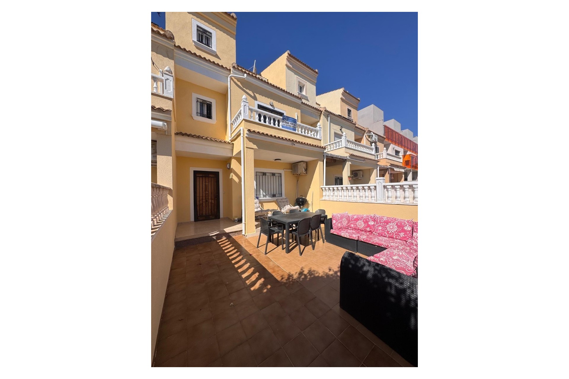 Återförsäljning - Town House -
Campoamor - Costa Blanca